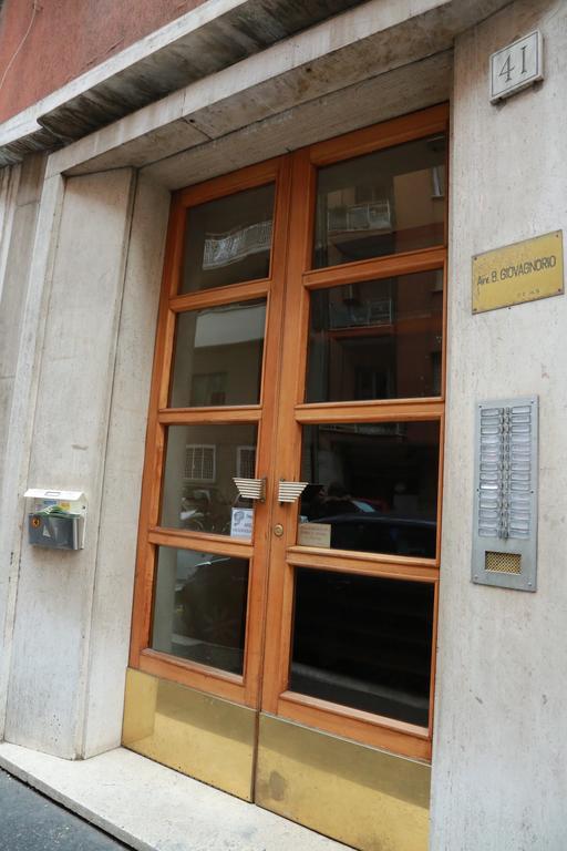 Laura'S Apartment Vatican Ρώμη Δωμάτιο φωτογραφία